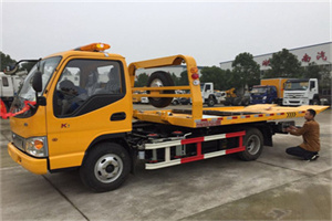 西藏哪里有拖车服务