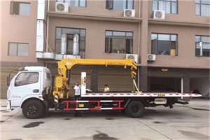 西藏附近汽车轮胎更换