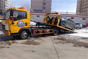 西藏救援拖车费用怎么算